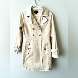 Banana Republic Petite Classic Beige/White Cotton Blend Belted Trench Coat
